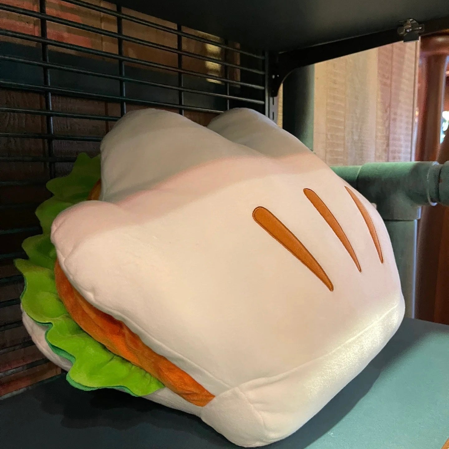 Disney迪士尼｜超可爱mochi手手汉堡抱枕