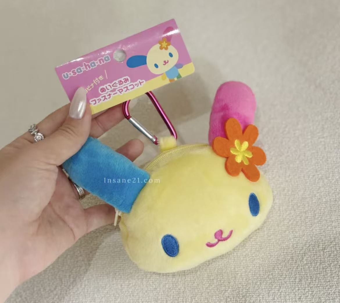 Sanrio｜Zipper Mascot with Carabiner/Plush Keychain｜10.3cm×11.6cm×5cm approx.