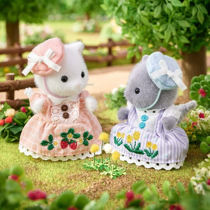 SylvanianFamilies｜Friend Pair Set Strawberry Dandelion Embroidery