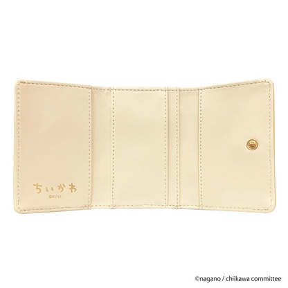 Chiikawa｜Wallet with button closure and satin ribbon/Trifold Walle｜77×106×30mm approx.