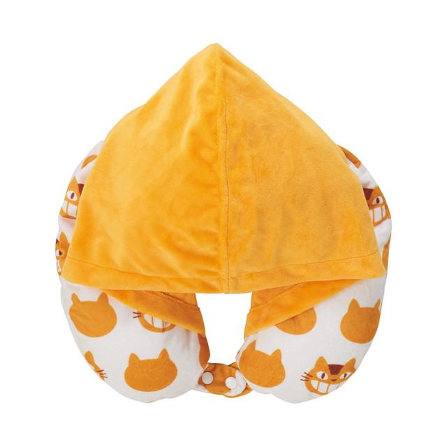 My neighbor totoro｜Marushin Hooded Travel Pillow｜H35 x W33cm approx.