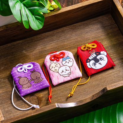 chiikawa｜Movie "Chiikawa" Amulet｜H55×W50×D8mm approx.