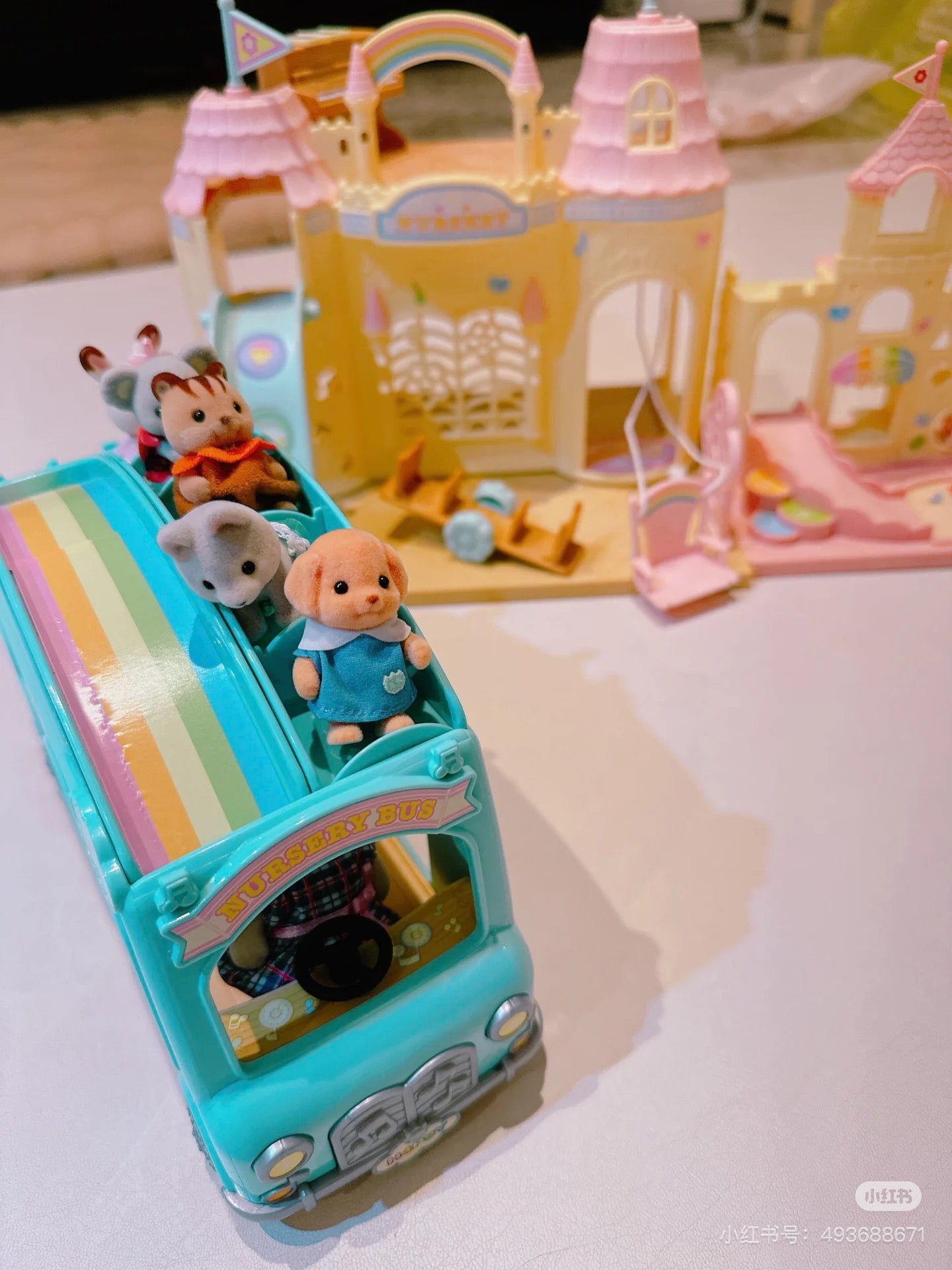 【限时折扣】SylvanianFamilies森贝儿家族｜Baby Castle Nursery gift set-Milk Rabbit-Poodle Baby Milo彩虹城堡幼儿园+牛奶兔+贵宾犬宝宝套组/玩具/过家家5670