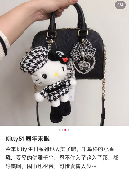 Hello Kitty｜Monochrome Girly Twin Coordinate Swaying Ribbon Charm Keychain｜7×1×5.5cm approx.