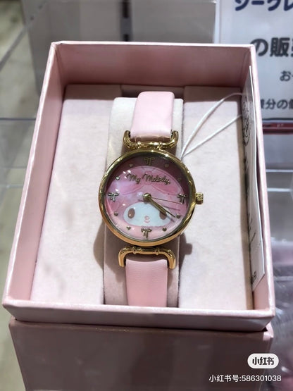 Sanrio三丽鸥｜My Melody Birthday 50th Anniversary Princess Ribbon Watch美乐蒂50周年生日粉桃甜心系列粉色表盘/金色指针手表｜约幅3×奥行0.8×高さ2.8cm