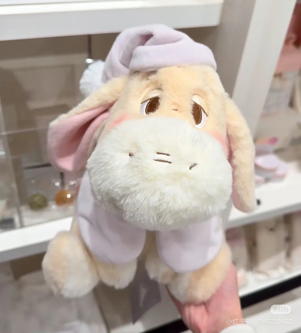 Disney迪士尼｜Plush Toy (S）/ White Pooh Fruit Latte Color Cape 东迪冬日限定水果拿铁色睡衣睡帽斗篷系列可爱角色坐姿毛绒玩偶/公仔/S号｜约28×17×19cm