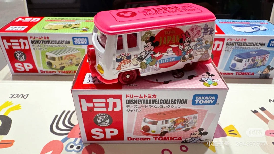 Tomica｜Dream Tomica SP Disney Travel Collection 多美卡 × 迪士尼限定粉色露营旅行巴士模型玩具/摆件｜约7.8 x 4.2 x 4 cm