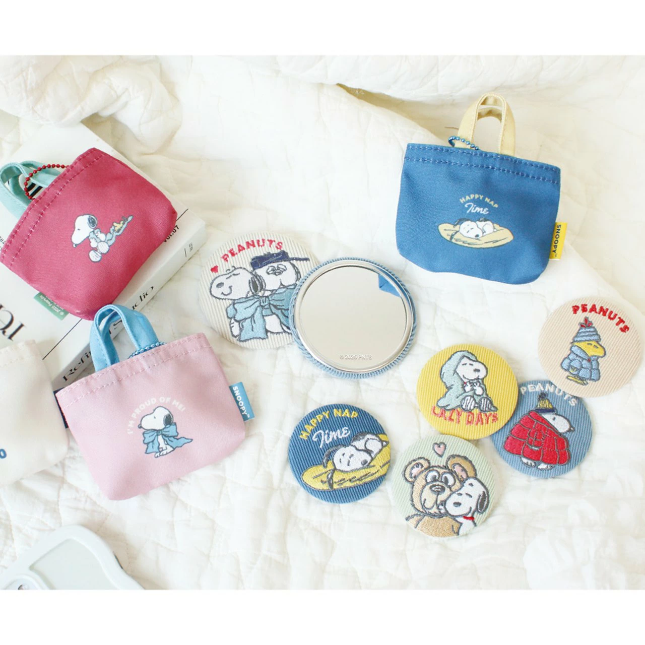 Snoopy｜PEANUTS Corduroy Embroidered Tin Mirror｜Φ75 x D5mm approx.