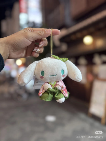 Sanrio三丽鸥｜Mascot Holder/ Matcha Sakura Kimono抹茶和服系列毛绒玩偶挂件/包挂｜约90×120×60mm