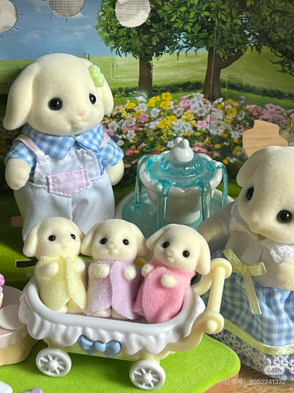 SylvanianFamilies森贝儿家族｜Flora Rabbit Family芙罗拉垂耳兔家族一家五口三胞胎套组/玩具/过家家5735
