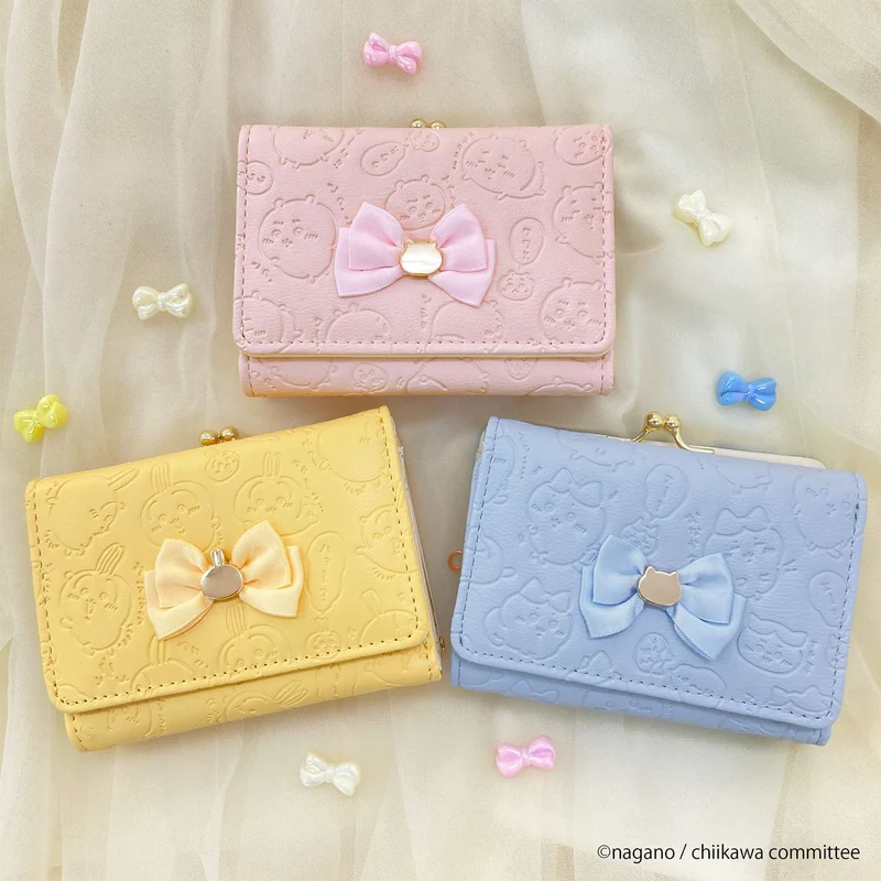 Chiikawa｜Wallet with button closure and satin ribbon/Trifold Walle｜77×106×30mm approx.