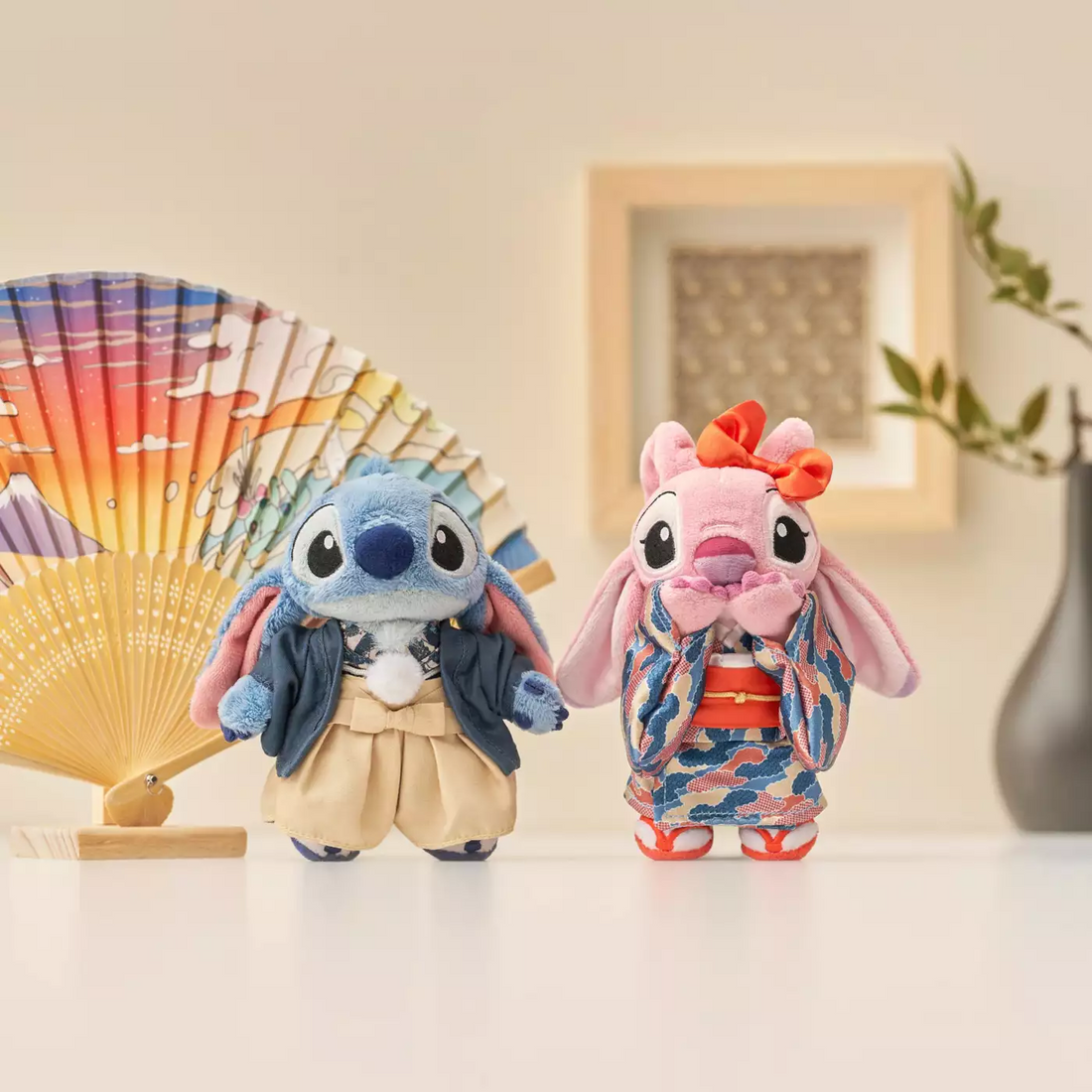 Disney｜Stitch Plush Keychain｜ H14 x W14 x D7 cm approx.