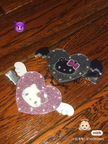 Hello kitty凯蒂猫｜Sanrio Hello Kitty Bangs Clip/ Angel and Little Devil天使恶魔发夹一对｜约13.9 x 8.9 x 1.9cm