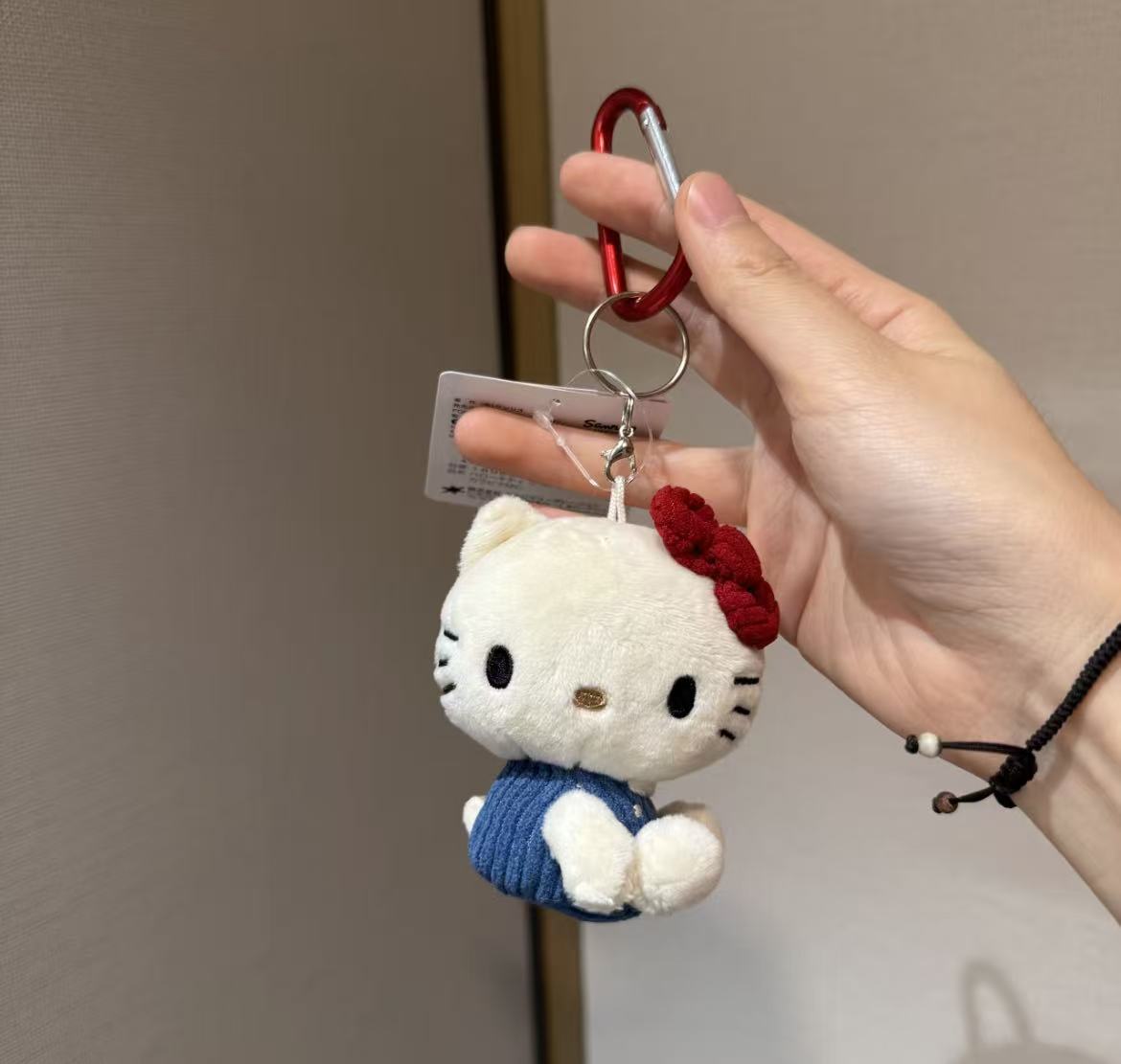 HelloKitty｜Classic Carabiner Mascot Holder /Plush Keychain｜7.5×5×9cm approx.