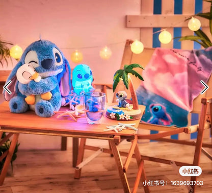 Disney迪士尼｜限定史迪仔生日系列抱鸭鸭公仔/玩偶｜約 高さ31×幅24×奥行き21cm