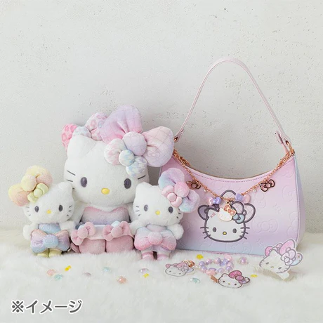 HelloKitty凯蒂猫｜Keychain Key Holder Birthday 50th Fashionable Ribbons Sanrio50周年生日限定彩虹渐变偏光色蝴蝶结串珠+珍珠贝母脸型吊饰钥匙扣/挂件｜约W7×D0.5×H7cm