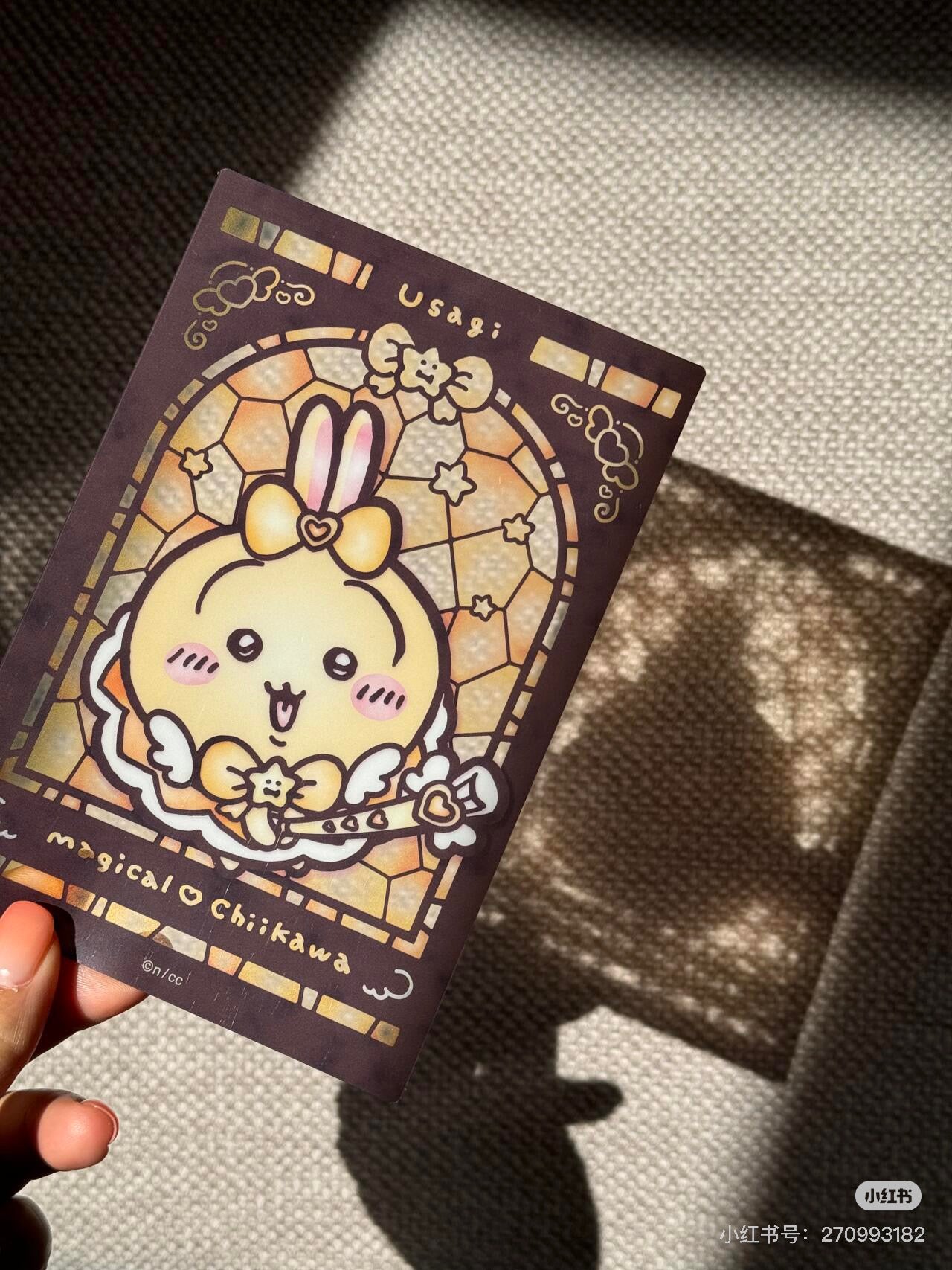 Chiikawa 吉伊卡哇｜Magical Chikawa Stained Glass Style Clear Card魔法少女系列彩色玻璃窗亚克力可爱角色透光卡片｜约H148×W100mm
