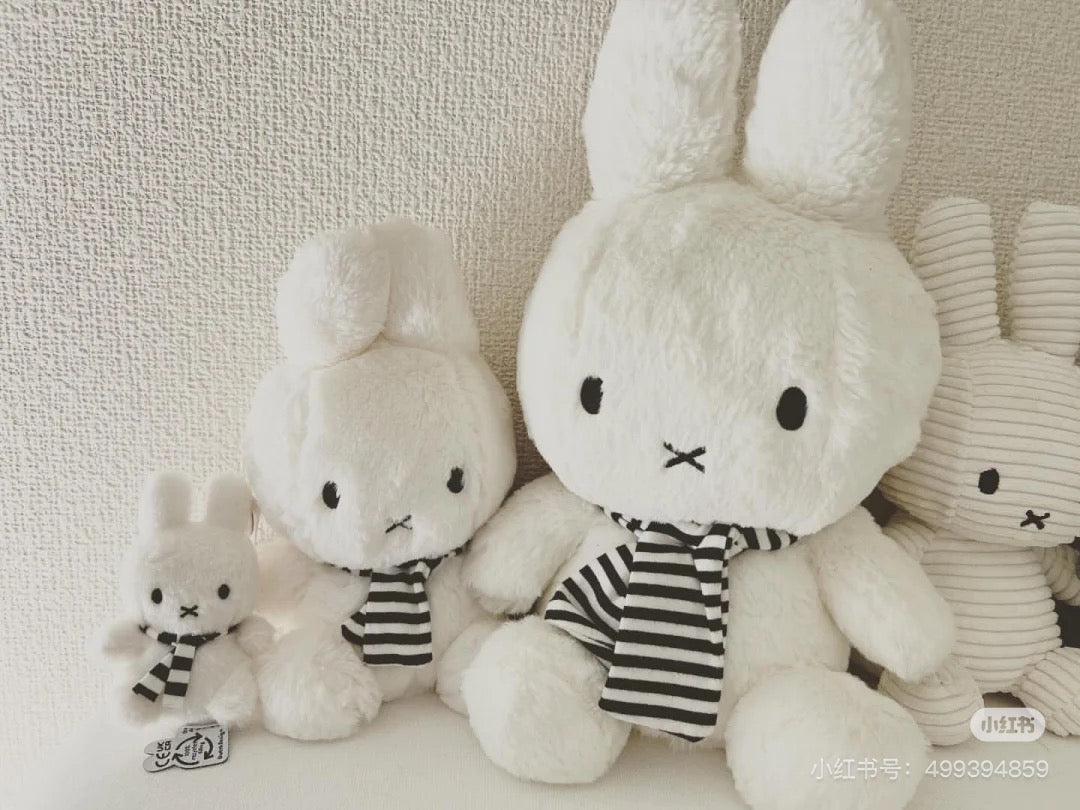 Miffy｜Sitting with Scarf Plush Dolls/Plush Toy｜33 cm - 13&quot;
