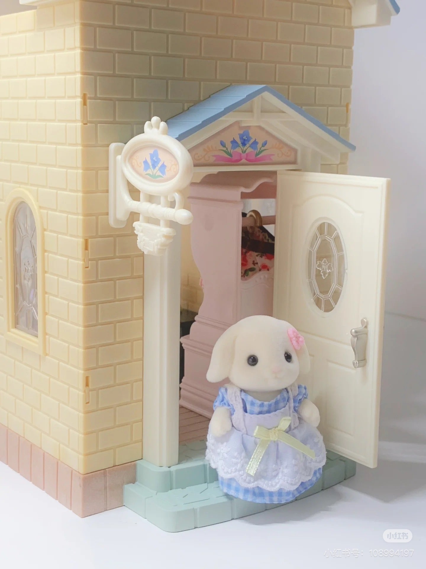 【限时折扣】SylvanianFamilies森贝儿家族｜Bluebell Cottage Gift Set-Milk Rabbit风信子别墅+牛奶兔站宝套组/玩具/过家家5671