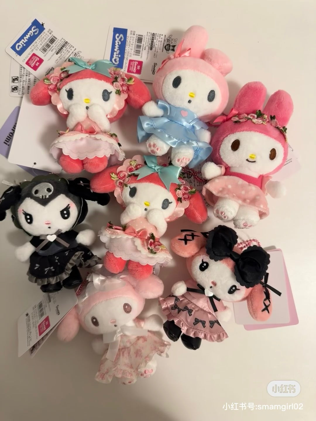 Sanrio｜My Melody 50th Anniversary  Mascot Holder /Plush Keychain｜H11.5 x W11 x D6cm approx.✔️