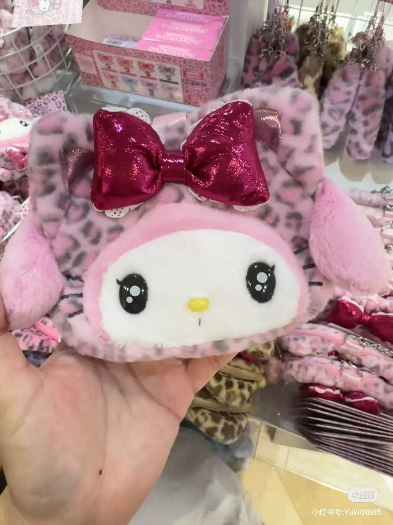 Sanrio｜Leopard Gal Cat Face-shaped Pouch Bag｜13×2×11cm approx.