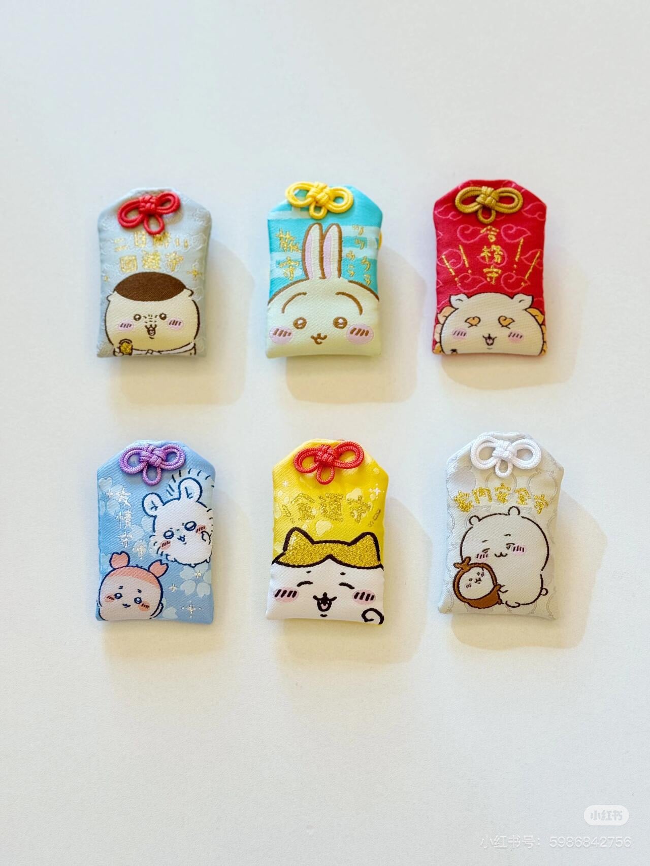 Chiikawa 吉伊卡哇｜超可爱乌萨奇旅行御守/正反都超可爱｜約H65 x W40 x D5mm