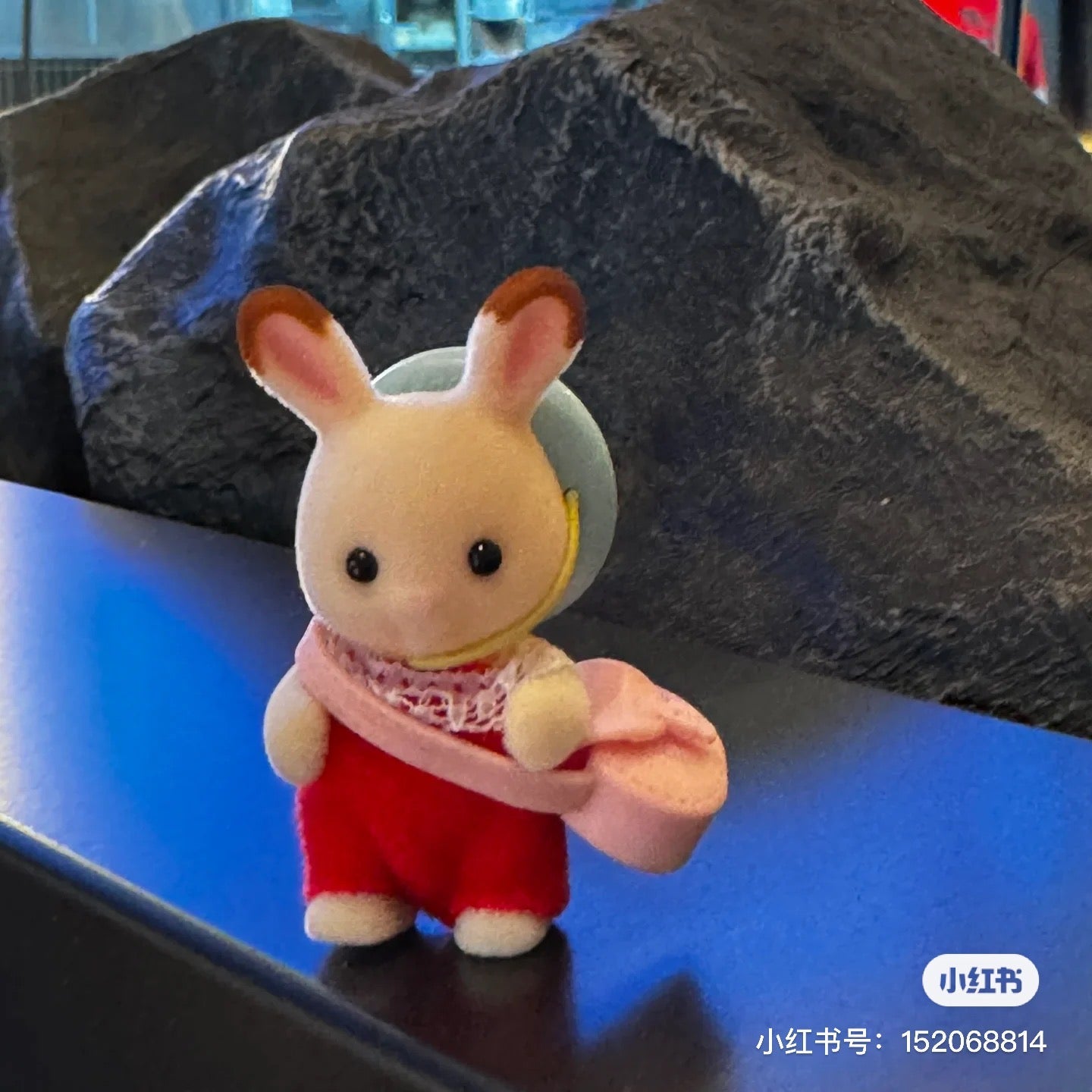 SylvanianFamilies森贝儿家族｜Chocolate Rabbit Baby 巧克力兔/可可兔包包帽子站宝套装/四肢可动/玩具/过家家