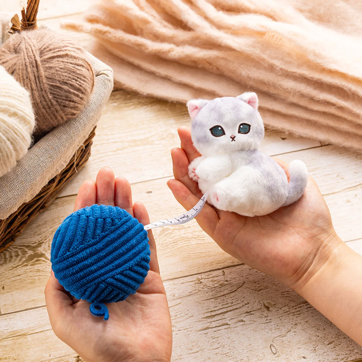 mofusand｜plush toy attached yarn measuring tape｜120×150×60mm approx.