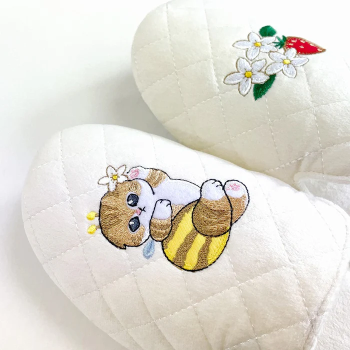Mofusand｜Room Slippers - Shark Cat Nyan｜Free size (up to 24cm approx. )✔️