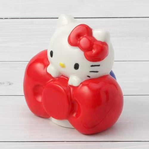 Hello Kitty｜Piggy Bank｜W10×D6×H8(cm) approx.