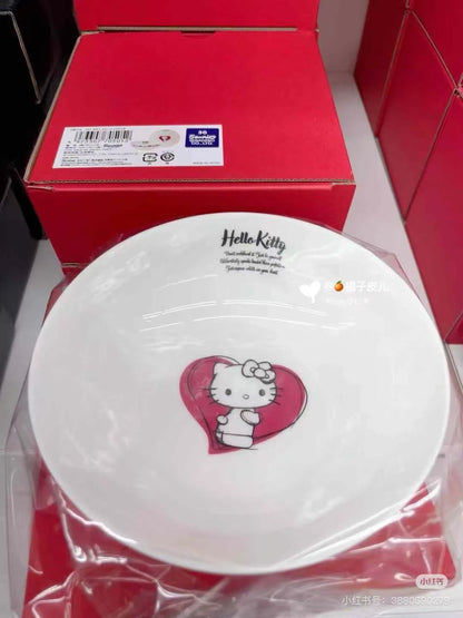 Sanrio｜Hello Kitty Skater Main Plate｜130 x 130 x 44 mm approx.