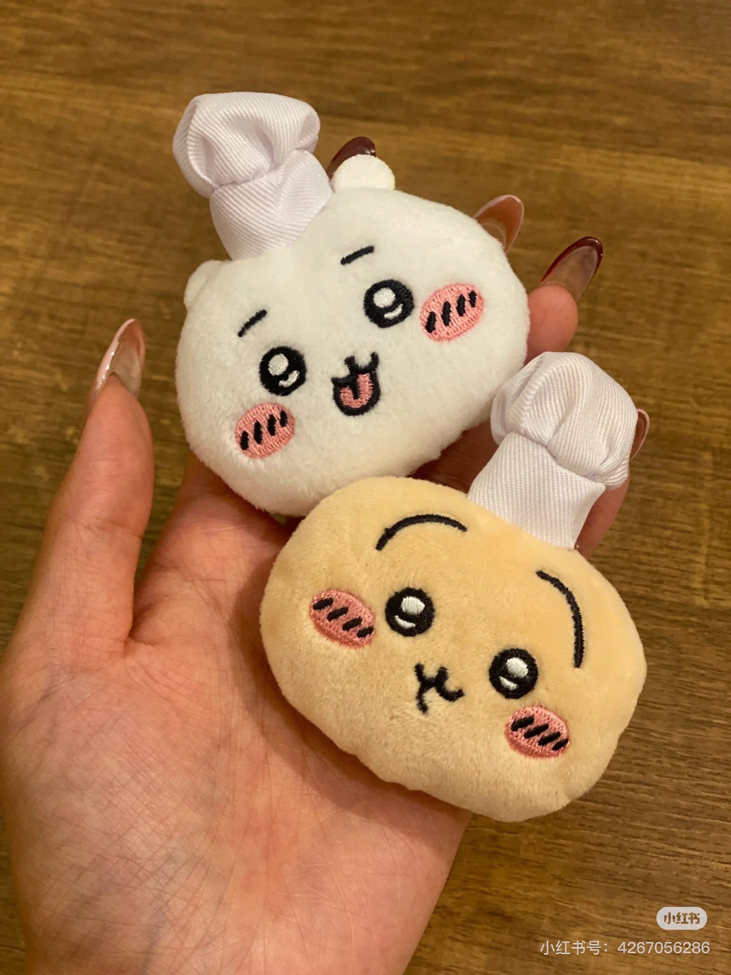 Chiikawa 吉伊卡哇｜餐厅厨师毛绒玩具徽章 3 件套｜约各H80×W70×D25mm