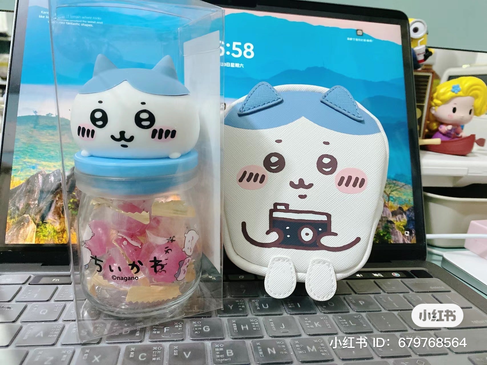 Chiikawa 吉伊卡哇｜角色大头玻璃奶瓶糖罐+糖/收纳罐/糖盖子底下还有小脚｜约H128×W65×D65mm【25.02 】