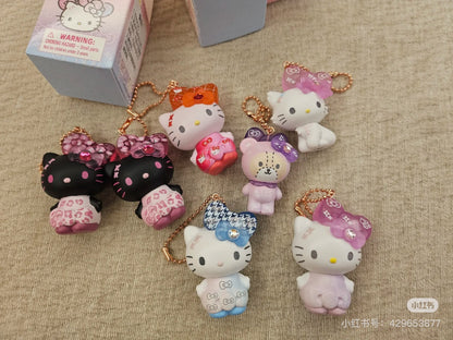 HelloKitty凯蒂猫｜Birthday 50th The Fashionable Ribbons Sanrio Blindbag 50周年生日限定彩虹水钻蝴蝶结吊饰挂件盲盒/全8种｜1枚入