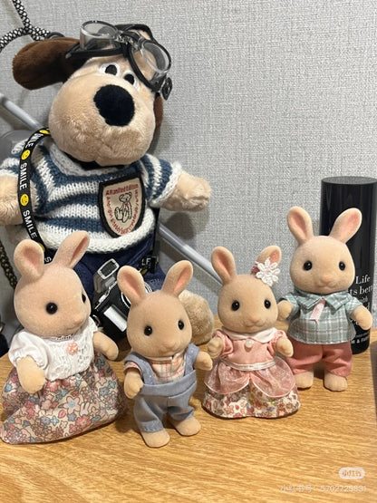 SylvanianFamilies森贝儿家族｜Milk Rabbit Family牛奶兔一家四口植绒站宝套组/玩具/过家家5706