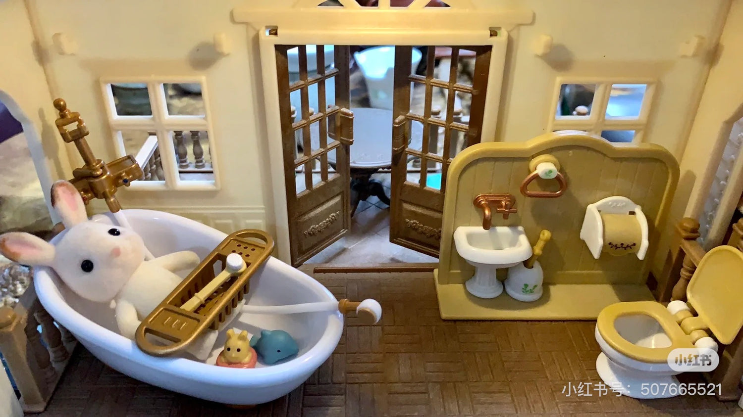SylvanianFamilies森贝儿家族｜Chocolate Rabbit Brother Set巧克力兔弟弟家具浴室套组/玩具/过家家5015