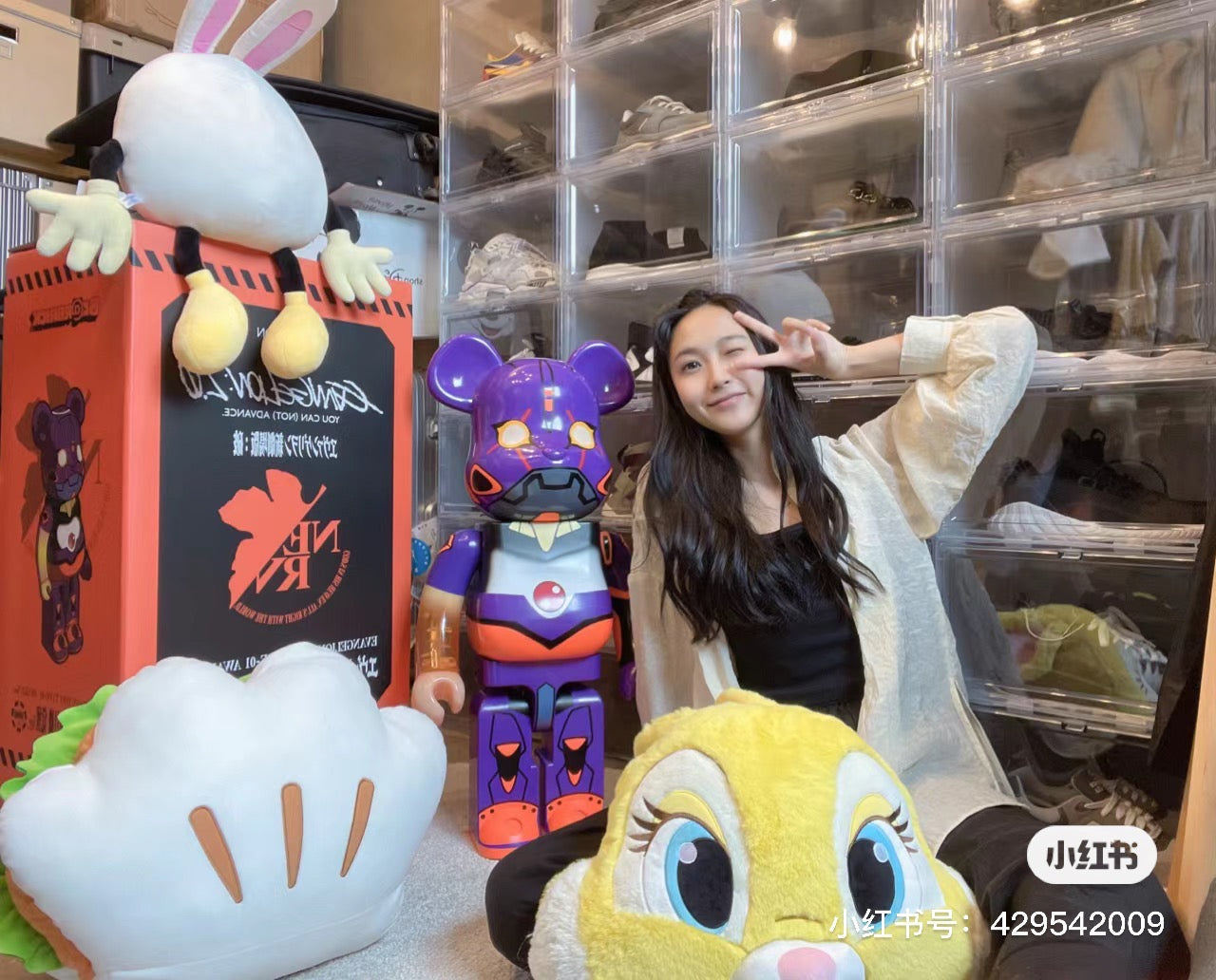 Disney迪士尼｜超可爱mochi手手汉堡抱枕