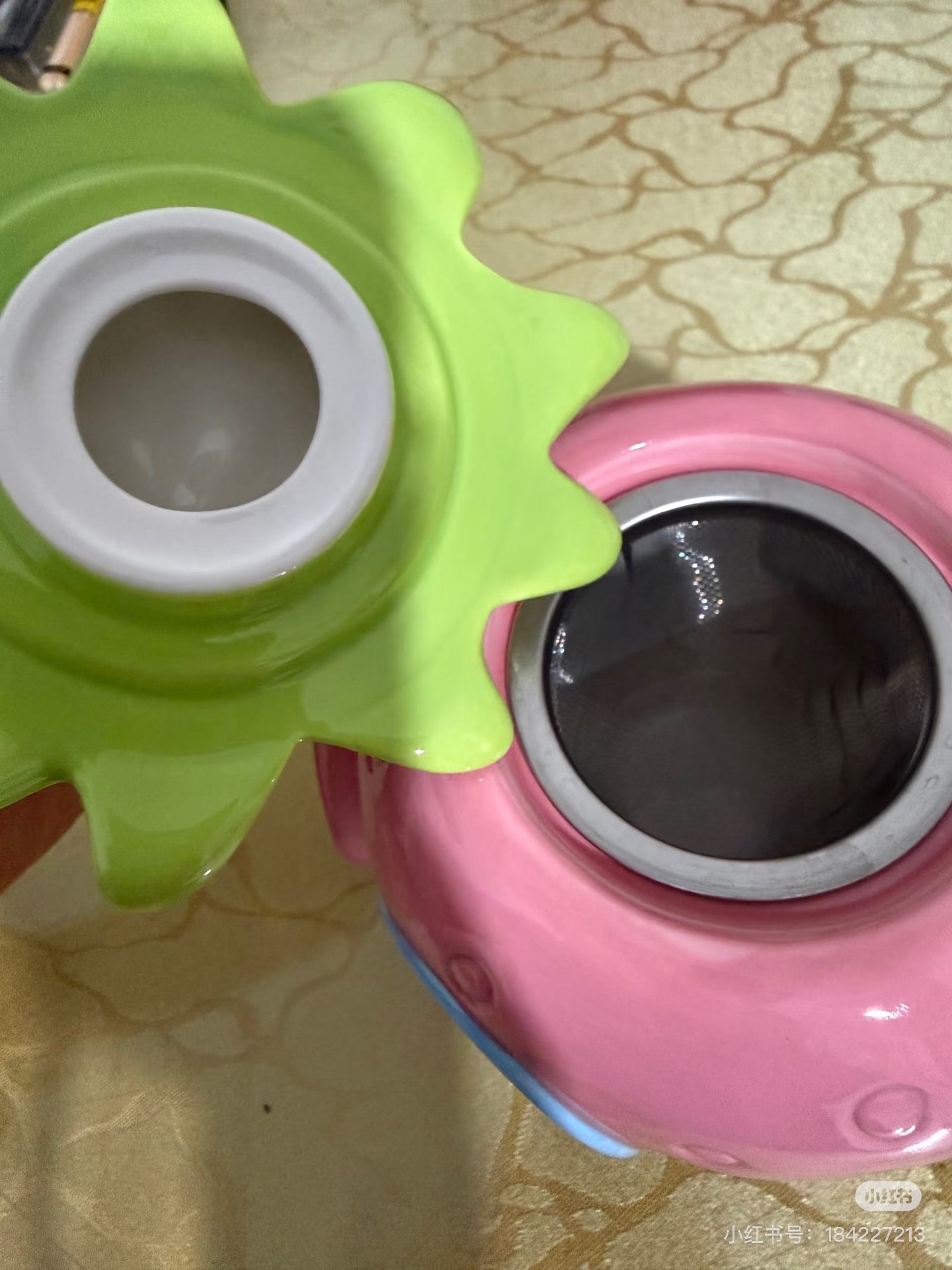 Sanrio｜Strawberry teapot