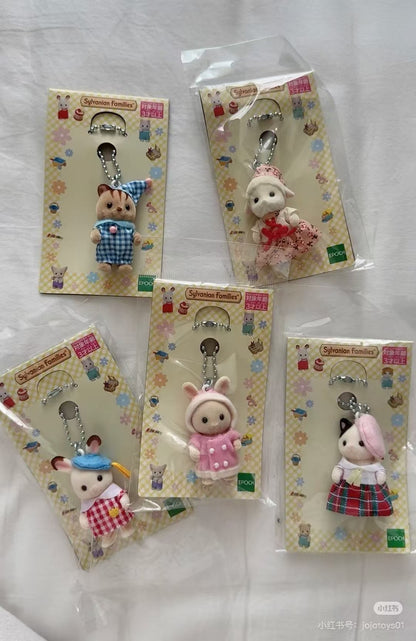 【limit 1】SylvanianFamilies｜Milk Rabbit Key Chain Duffle Coat Epoch Calico Critters