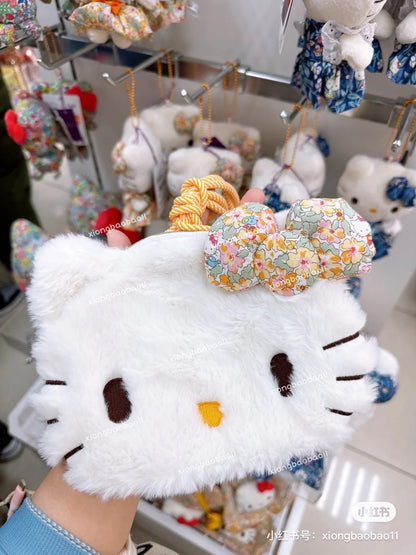 Hello kitty凯蒂猫｜小碎花系列裙裙大脸毛绒斜背包｜約幅20×奥行4×高さ16cm
