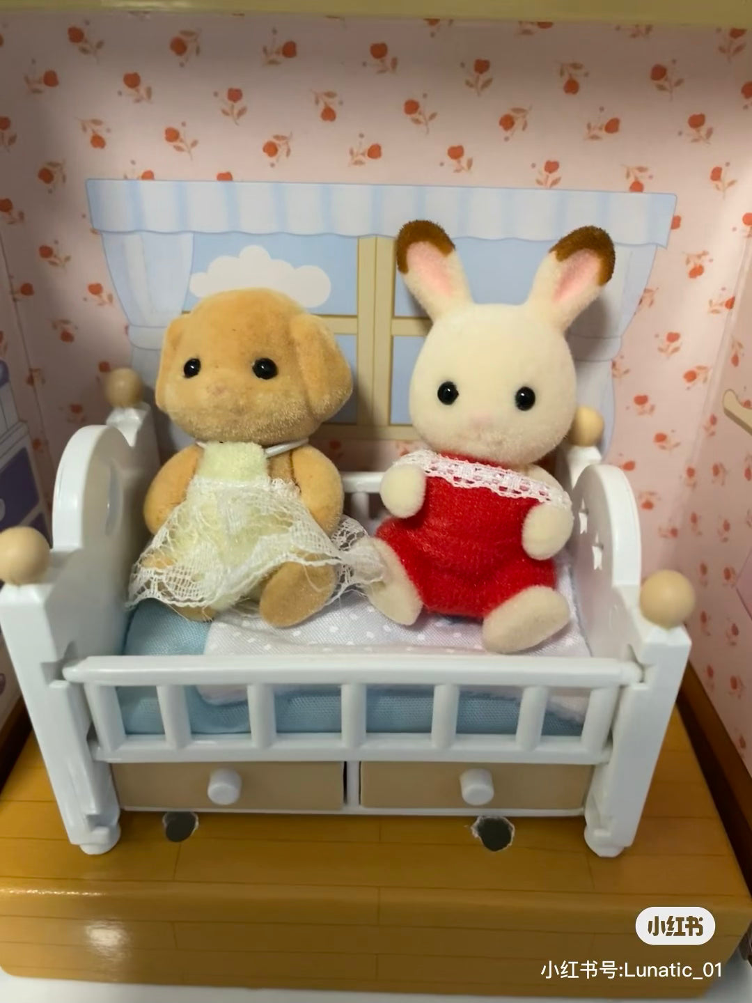 SylvanianFamilies森贝儿家族｜Chocolate Rabbit Baby Set巧克力兔宝宝家具套组5017