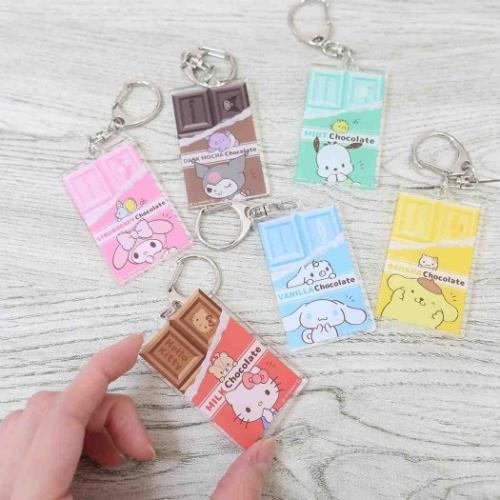 Sanrio三丽鸥｜Scented acrylic keychain可爱角色巧克力造型钥匙扣挂件/钥匙圈 ｜约H65×W65×D3mm