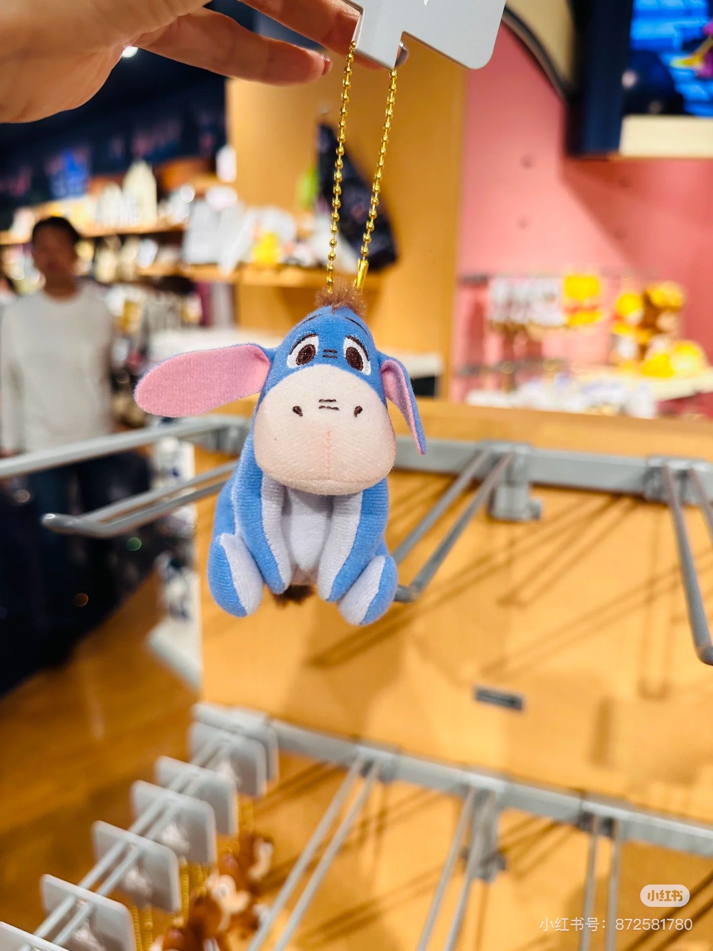 Disney迪士尼｜Fluffy Plush Keychain经典基础款可爱角色迷你毛绒玩偶挂件/包挂｜ 约8.5×12×6(cm)
