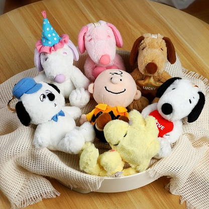 VIPO Peanuts Snoopy Series Plush Keychain Blind Box