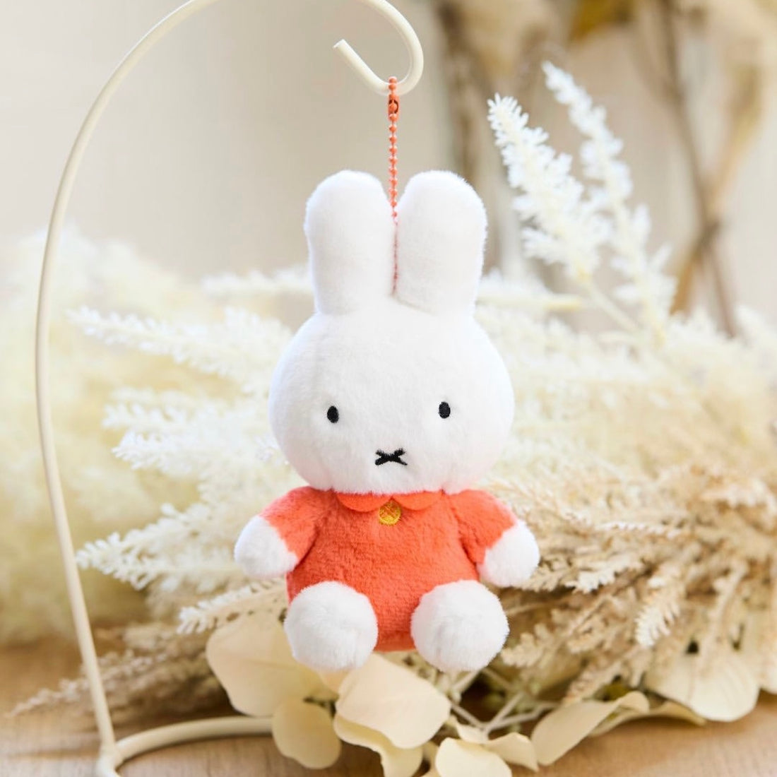 Miffy｜Fluffy Mascot Holder /Plush Keychain｜H15.5 x W10 x D6.5cm approx.
