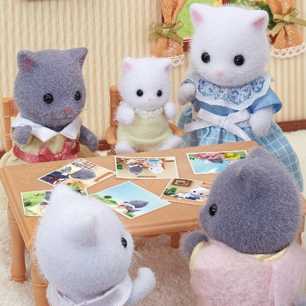 SylvanianFamilies｜ Baby Persian Cat