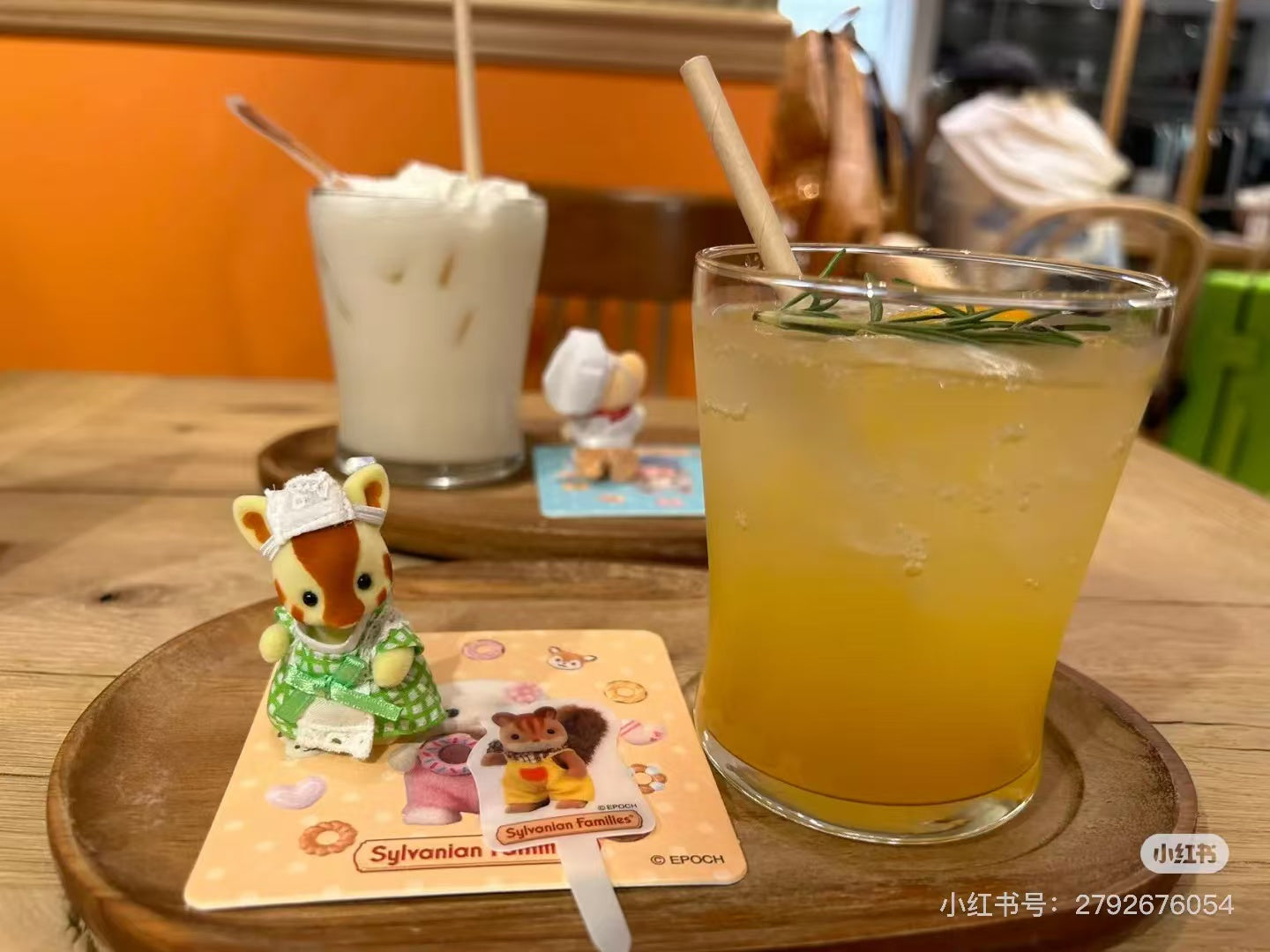 SylvanianFamilies｜FOREST KITCHEN  GIRAFFE WAITRESS