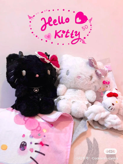 Hello kitty凯蒂猫｜Sanrio Hello Kitty Plush  / Angel and Little Devil天使恶魔玩偶｜约 25.7 x 18.2 x 11.7cm