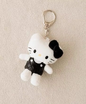 Sanrio｜Hello Kitty x me% Mascot Holder /Plush Keychain