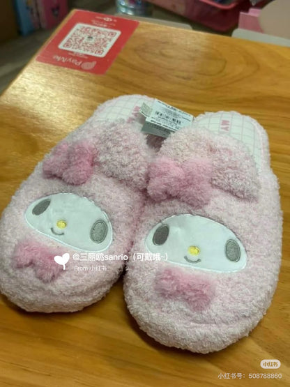Sanrio三丽鸥｜ Face-Shaped Slippers 可爱角色软乎乎毛绒拖鞋/家居鞋｜约28.3 x 26.4 x 10.6cm
